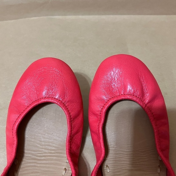 Tieks by Gavrieli | Poppy Red Leather Ballet Flats Foldable Shoes Size 6 - Picture 5 of 15